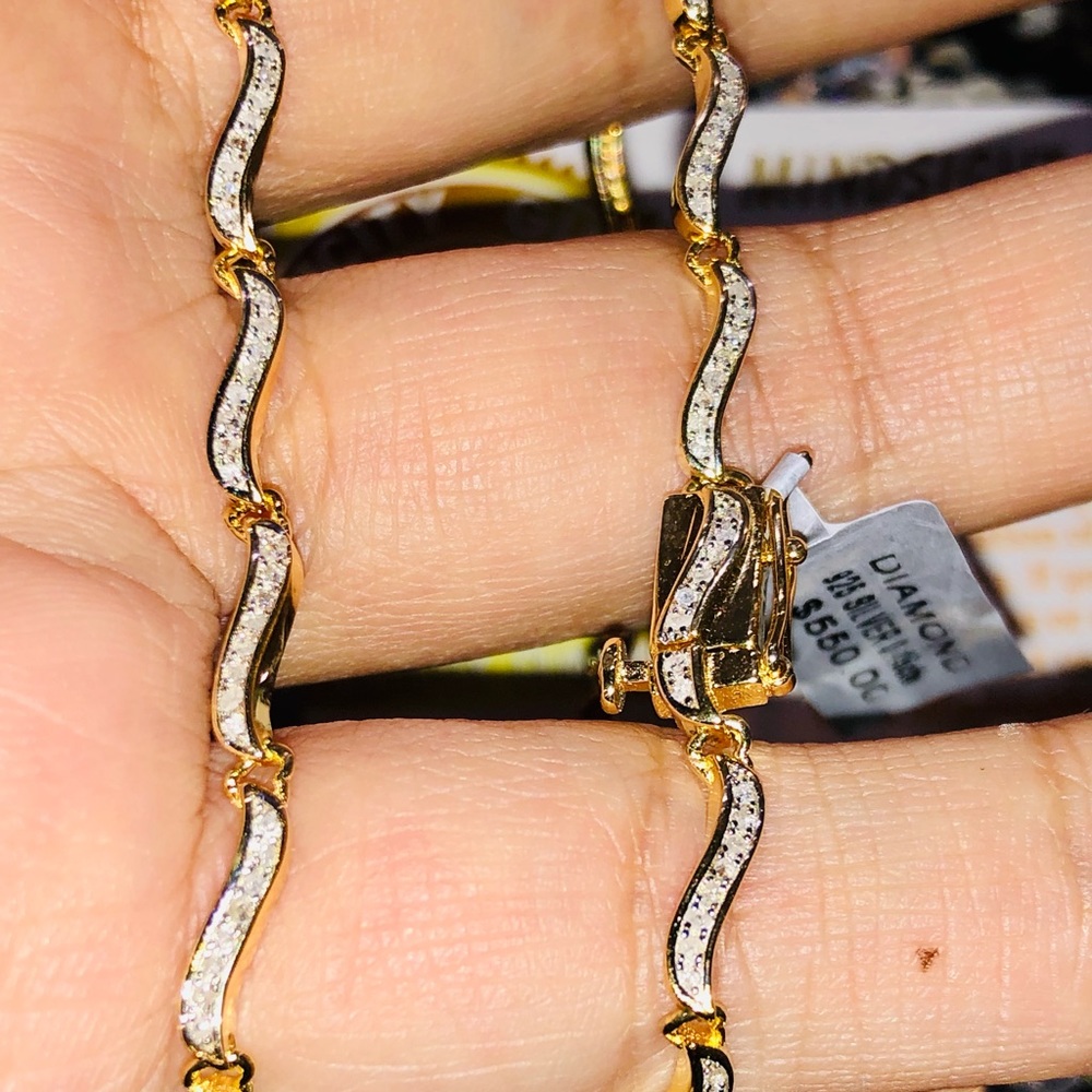 Real Diamond women beautiful gift bracelet NOT CZ NOT FAKE 10k vermeil Christmas